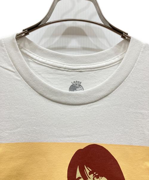 kyne on air（キネ オンエア）kyne ON AIR (キネ オンエア) プリントTシャツ ホワイト サイズ:SIZE L 未使用品の古着・服飾アイテム