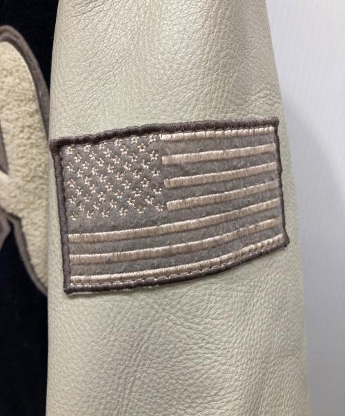 AVIREX（アヴィレックス）AVIREX (アヴィレックス) スタジャン ネイビー×ベージュ サイズ:SIZE Lの古着・服飾アイテム