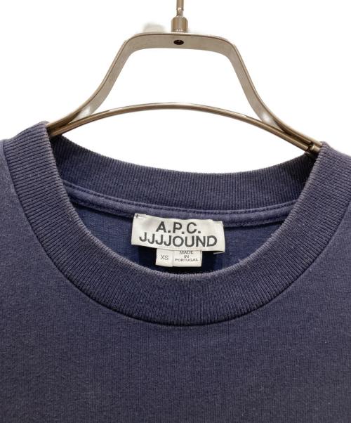 A.P.C.（アーペーセー）A.P.C. (アーペーセー) JJJJound (ジョウンド) コラボプリントTシャツ ネイビー サイズ:SIZE XSの古着・服飾アイテム