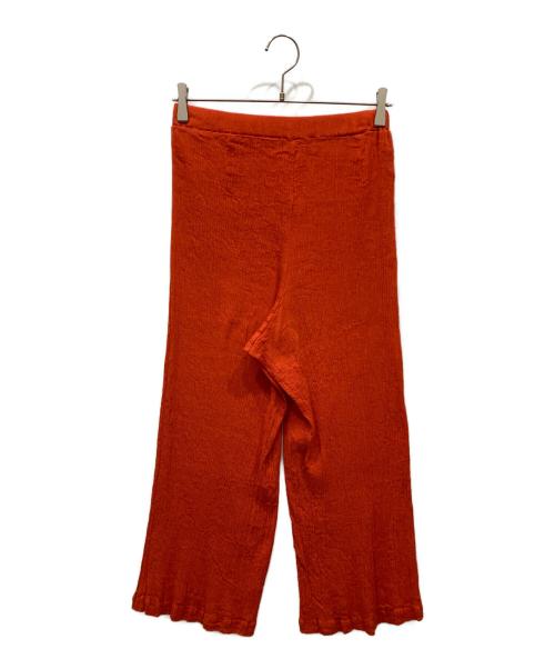 ISSEY MIYAKE（イッセイミヤケ）ISSEY MIYAKE (イッセイミヤケ) 縮絨 プリーツパンツ オレンジ サイズ:2の古着・服飾アイテム