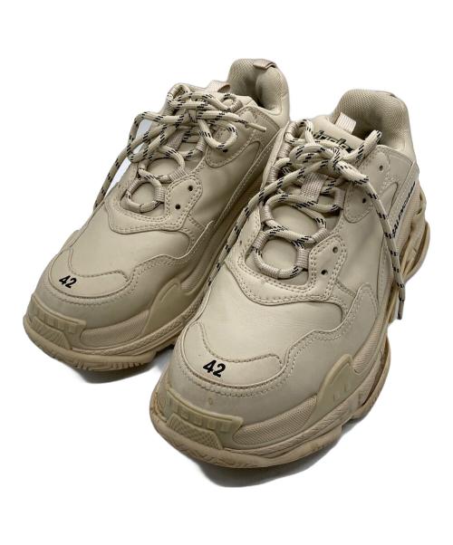 BALENCIAGA（バレンシアガ）BALENCIAGA (バレンシアガ) TRIPLE S ベージュ サイズ:SIZE 27.5cmの古着・服飾アイテム