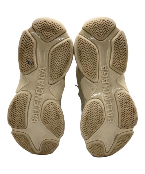 BALENCIAGA（バレンシアガ）BALENCIAGA (バレンシアガ) TRIPLE S ベージュ サイズ:SIZE 27.5cmの古着・服飾アイテム