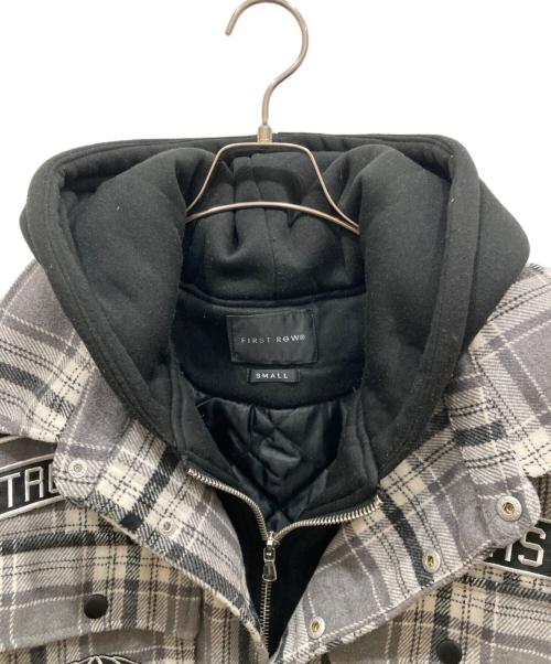 FIRST ROW（ファーストロウ）first row (ファーストロウ) BEWARE OF STRUCTURAL ERROR HOOD SHACKET グレー×ブラック サイズ:SIZE Sの古着・服飾アイテム