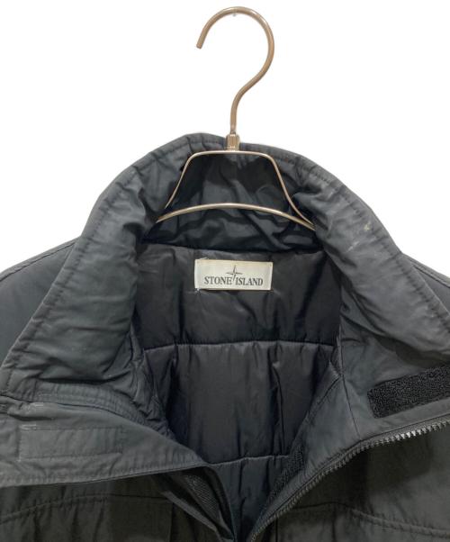 STONE ISLAND（ストーンアイランド）STONE ISLAND (ストーンアイランド) マイクロツイルパデッドフーディブルゾン ブラック サイズ:SIZE Lの古着・服飾アイテム