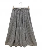 BASCO nestバスコネスト）の古着「8オンスヒッコリー素材のフレアスカート」｜ネイビー×ホワイト