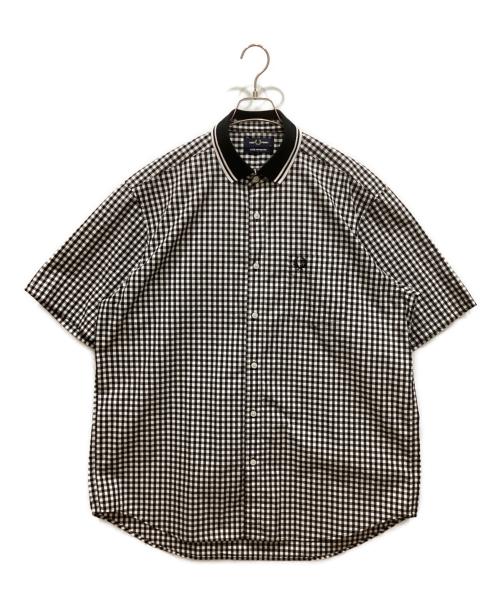 FRED PERRY（フレッドペリー）FRED PERRY (フレッドペリー) BEAMS (ビームス) 別注 リブカラーシャツ ホワイト×ブラック サイズ:XLの古着・服飾アイテム