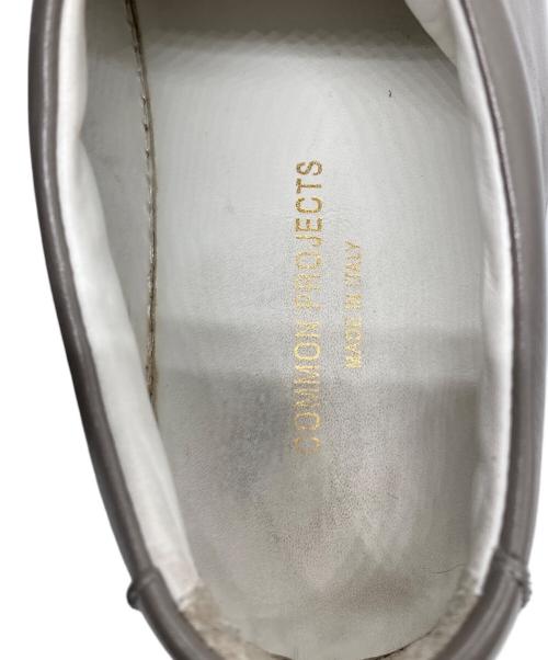 COMMON PROJECT（コモンプロジェクト）COMMON PROJECT (コモンプロジェクト) スニーカー ベージュ サイズ:40の古着・服飾アイテム