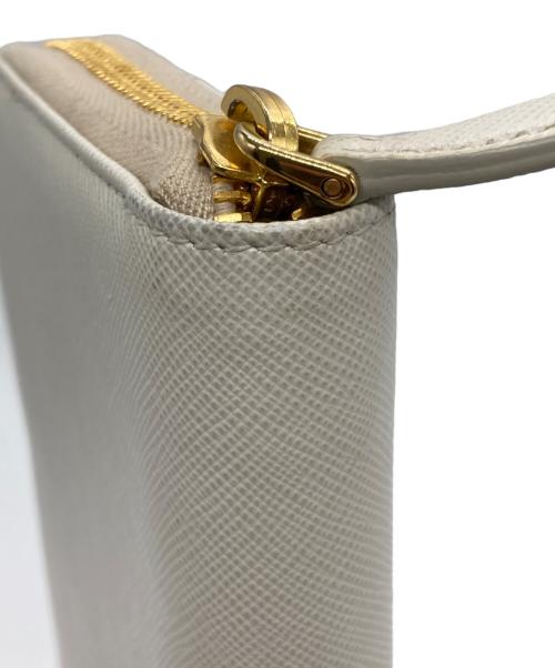 PRADA（プラダ）PRADA (プラダ) サフィアーノレザーウォレット アイボリーの古着・服飾アイテム