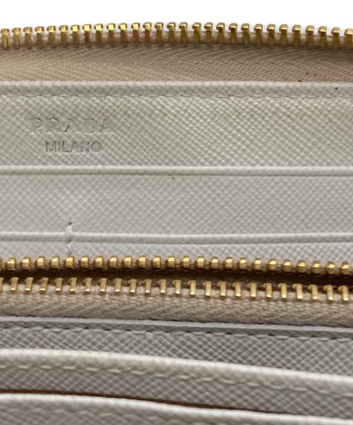 PRADA（プラダ）PRADA (プラダ) サフィアーノレザーウォレット アイボリーの古着・服飾アイテム