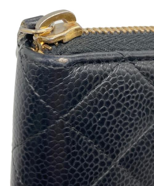 CHANEL（シャネル）CHANEL (シャネル) キャビアスキンラウンドファスナーウォレット ブラックの古着・服飾アイテム
