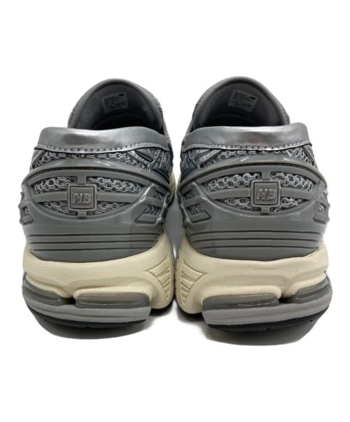 NEW BALANCE（ニューバランス）NEW BALANCE (ニューバランス) U1906LAE グレー×シルバー サイズ:27.5の古着・服飾アイテム