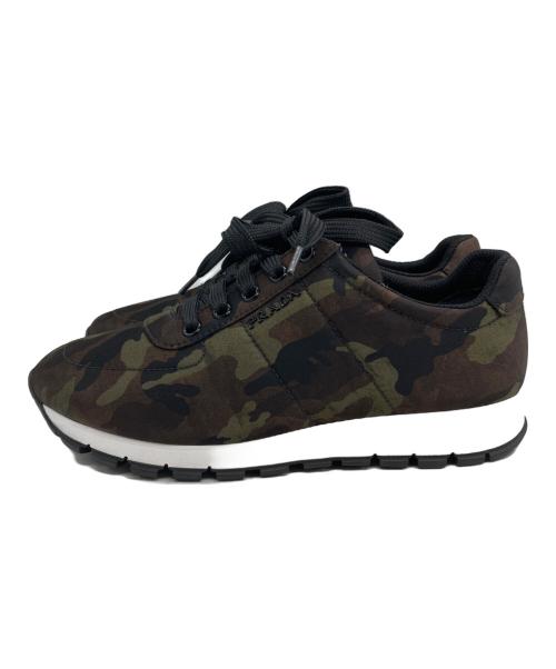 PRADA（プラダ）PRADA (プラダ) カモフラ柄ローカットスニーカー カーキ×ブラック サイズ:36の古着・服飾アイテム