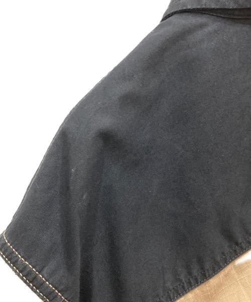 Carhartt WIP（カーハート ワーク イン プログレス）CARHARTT WIP (カーハート ワーク イン プログレス) L/S Sierra Shirt ベージュ×ブラック サイズ:SIZE Mの古着・服飾アイテム