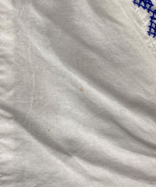 sara mallika（サラマリカ）sara mallika (サラマリカ) Cotton Embroidery Backopen Dress ホワイト×ブルー サイズ:SIZE Sの古着・服飾アイテム