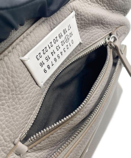 Maison Margiela（メゾンマルジェラ）Maison Margiela (メゾンマルジェラ) 5AC 2WAYショルダーバッグ ベージュの古着・服飾アイテム