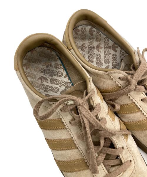 adidas（アディダス）adidas (アディダス) ローカットスニーカー ベージュ サイズ:SIZE 23cmの古着・服飾アイテム