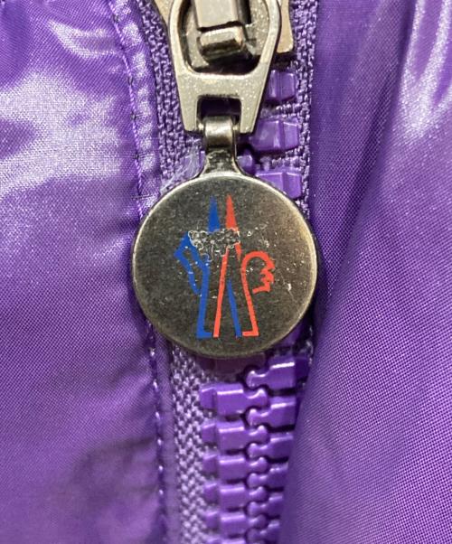 MONCLER（モンクレール）MONCLER (モンクレール) ダウンジャケット パープル サイズ:SIZE 0の古着・服飾アイテム