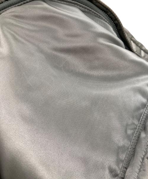PORTER（ポーター）PORTER (ポーター) DAYPACK グレーの古着・服飾アイテム