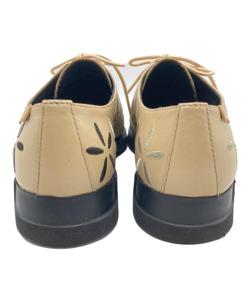 CAMPER（カンペール）CAMPER (カンペール) ツインズ フラットシューズ ベージュ サイズ:SIZE 36の古着・服飾アイテム