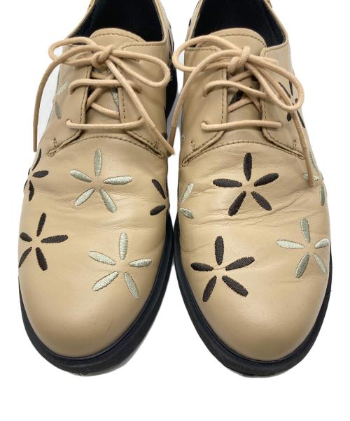 CAMPER（カンペール）CAMPER (カンペール) ツインズ フラットシューズ ベージュ サイズ:SIZE 36の古着・服飾アイテム