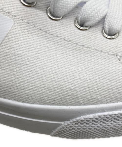 FRED PERRY（フレッドペリー）FRED PERRY (フレッドペリー) ローカットスニーカー ホワイト サイズ:UK8の古着・服飾アイテム