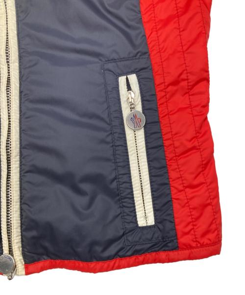 MONCLER（モンクレール）MONCLER (モンクレール) ジャケット ネイビー×レッド サイズ:SIZE 0の古着・服飾アイテム