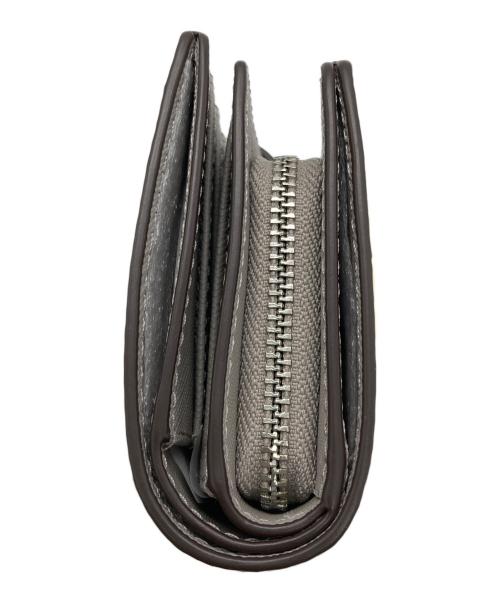 MICHAEL KORS（マイケル・コース）MICHAEL KORS (マイケル・コース) ビルフォールド ジップ コンパクトウォレット ミディアム グレーの古着・服飾アイテム