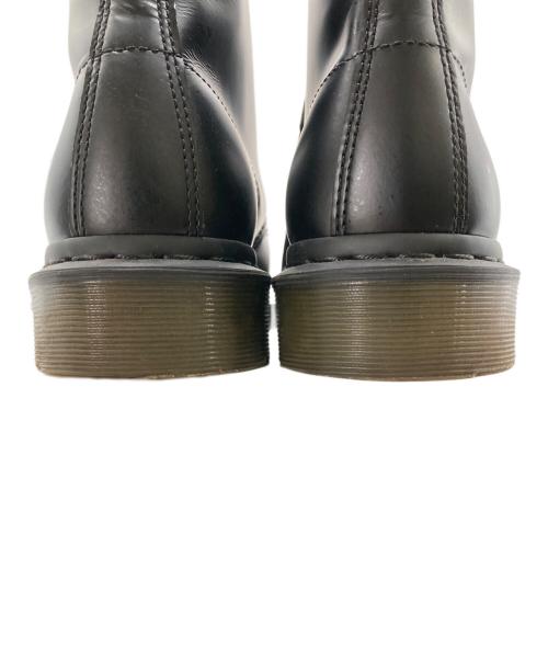 Dr.Martens（ドクターマーチン）Dr.Martens (ドクターマーチン) 6 ホール ブーツ ブラック サイズ:UK8の古着・服飾アイテム