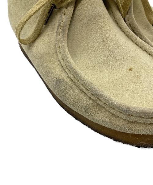 CLARKS（クラークス）CLARKS (クラークス) ワラビー ベージュ サイズ:SIZE 26cmの古着・服飾アイテム