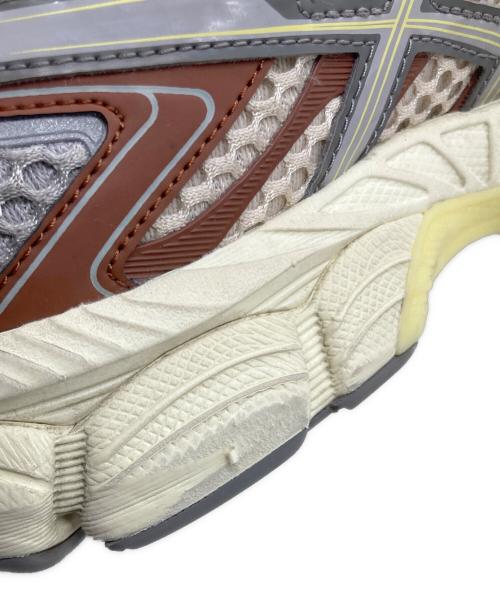 asics（アシックス）asics (アシックス) emmi (エミ) GEL-CUMULUS 16 ブラウン×グレー サイズ:23.5cmの古着・服飾アイテム