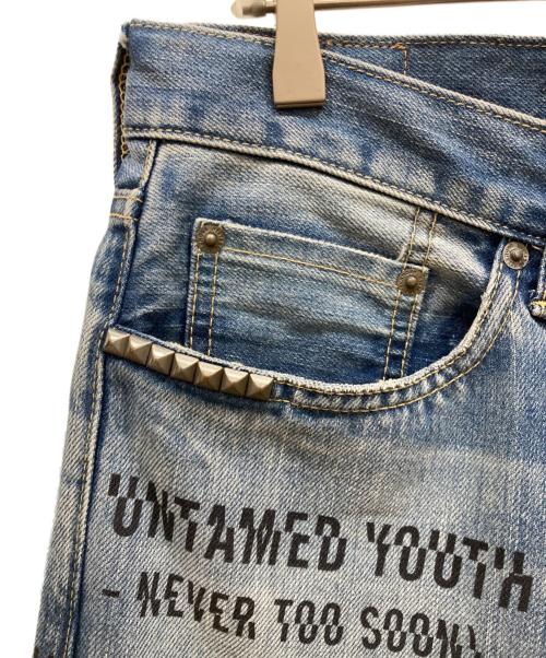 Hysteric Glamour（ヒステリックグラマー）Hysteric Glamour (ヒステリックグラマー) SLASH TYPE LOGO スリムストレートデニムパンツ インディゴ サイズ:SIZE 81cm (W32)の古着・服飾アイテム