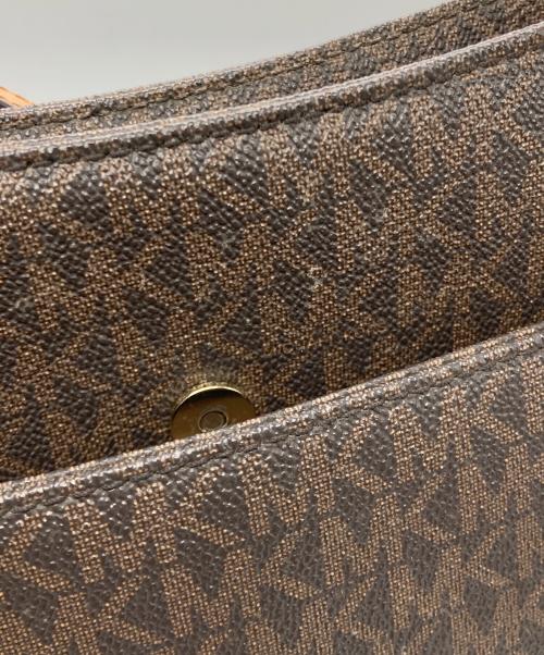 MICHAEL KORS（マイケル・コース）MICHAEL KORS (マイケル・コース) ショルダーバッグ ブラウンの古着・服飾アイテム