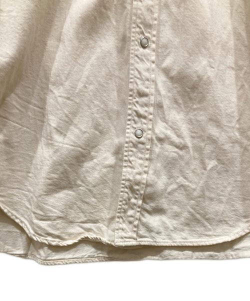 REMI RELIEF（レミレリーフ）REMI RELIEF (レミレリーフ) ウエスタンシャツ アイボリー サイズ:SIZE XLの古着・服飾アイテム