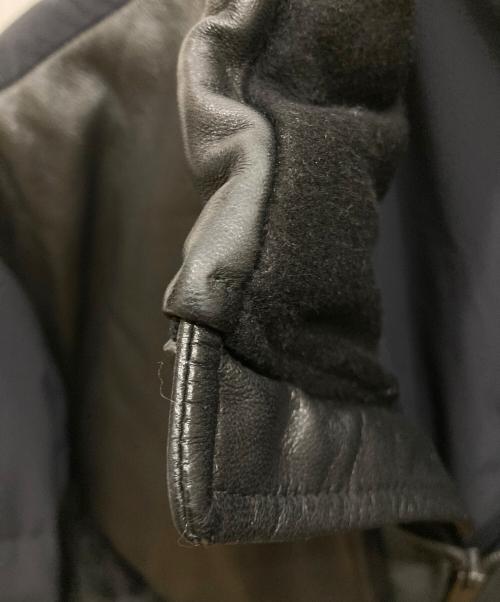 FENDI（フェンディ）FENDI (フェンディ) モンスターアイレザー切替ダウンジャケット ブラック サイズ:SIZE 48の古着・服飾アイテム