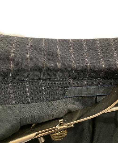 ARMANI COLLEZIONI（アルマーニ コレツィオーニ）ARMANI COLLEZIONI (アルマーニ コレツィオーニ) セットアップスーツ ネイビー サイズ:SIZE 48の古着・服飾アイテム
