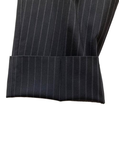 ARMANI COLLEZIONI（アルマーニ コレツィオーニ）ARMANI COLLEZIONI (アルマーニ コレツィオーニ) セットアップスーツ ネイビー サイズ:SIZE 48の古着・服飾アイテム