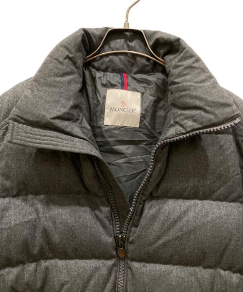 MONCLER（モンクレール）MONCLER (モンクレール) MONTGENEVRE ダウンジャケット グレー サイズ:SIZE 3の古着・服飾アイテム