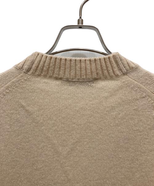 maison kitsune（メゾンキツネ）maison kitsune (メゾンキツネ) ベイビーフォックスパッチ 長袖 Vネック ニット カーディガン ベージュ サイズ:SIZE Mの古着・服飾アイテム
