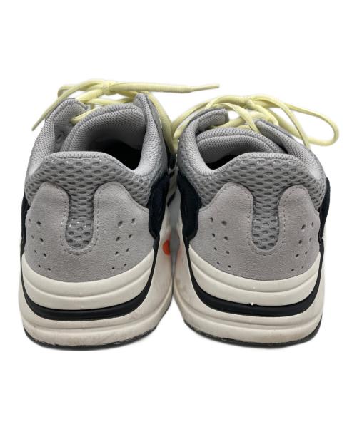 adidas（アディダス）adidas (アディダス) ローカットスニーカー　	YEEZY BOOST 700 WAVE RUNNER グレー サイズ:SIZE 27.5cmの古着・服飾アイテム
