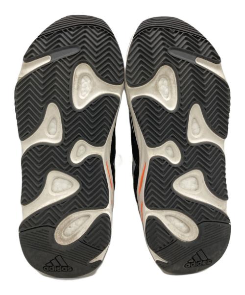 adidas（アディダス）adidas (アディダス) ローカットスニーカー　	YEEZY BOOST 700 WAVE RUNNER グレー サイズ:SIZE 27.5cmの古着・服飾アイテム