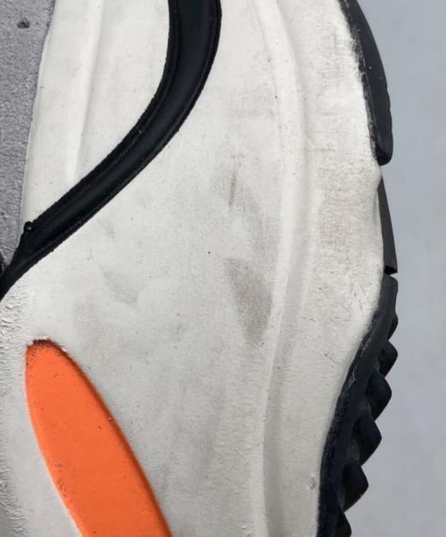 adidas（アディダス）adidas (アディダス) ローカットスニーカー　	YEEZY BOOST 700 WAVE RUNNER グレー サイズ:SIZE 27.5cmの古着・服飾アイテム
