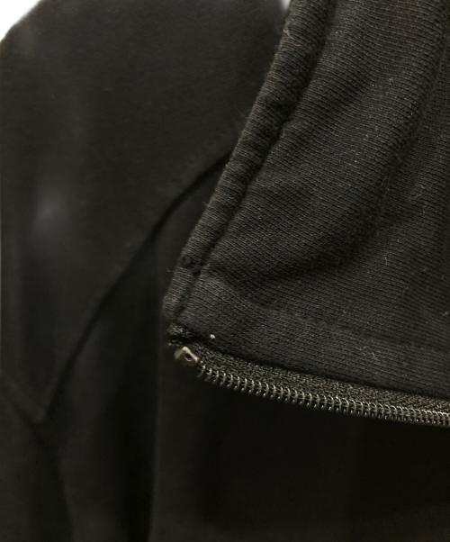C.P COMPANY（シーピーカンパニー）C.P COMPANY (シーピーカンパニー) POLO COLLAR LIGHT FLEECE ブラック サイズ:SIZE Mの古着・服飾アイテム