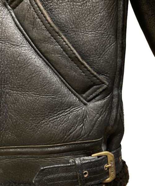 AVIREX（アヴィレックス）AVIREX (アヴィレックス) TYPE B-3 ムートンジャケット ブラック サイズ:SIZE 32の古着・服飾アイテム