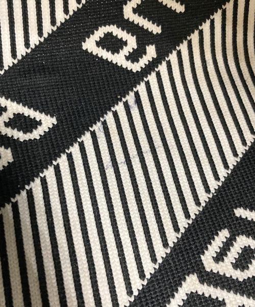 ALEXANDER WANG（アレキサンダー・ワン）ALEXANDER WANG (アレキサンダー・ワン) ロゴニットショルダーバッグ ホワイト×ブラックの古着・服飾アイテム