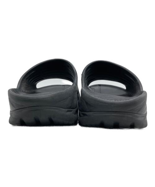 HOKAONEONE（ホカオネオネ）HOKAONEONE (ホカオネオネ) リカバリースライドサンダル ブラック サイズ:SIZE M9の古着・服飾アイテム