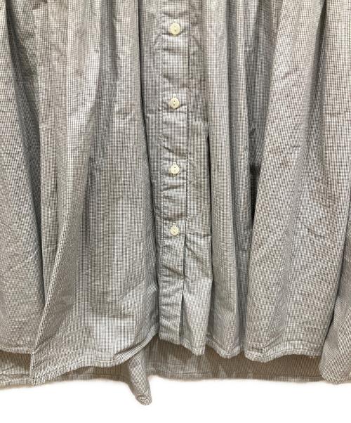 mizuiro-ind（ミズイロインド）mizuiro-ind (ミズイロインド) スタンドカラーピンタックシャツ グレー サイズ:不明の古着・服飾アイテム