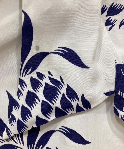 Sun Surf（サンサーフ）Sun Surf (サンサーフ) アロハシャツ ホワイト×ネイビー サイズ:XLの古着・服飾アイテム