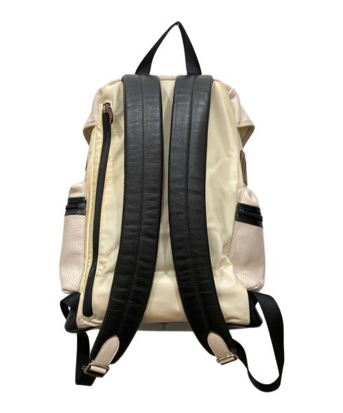 COACH（コーチ）COACH (コーチ) バックパック ホワイトの古着・服飾アイテム