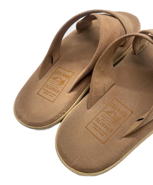ISLAND SLIPPER（アイランドスリッパ）ISLAND SLIPPER (アイランドスリッパ) クロスストラップスウェードサンダル ブラウン サイズ:28cmの古着・服飾アイテム