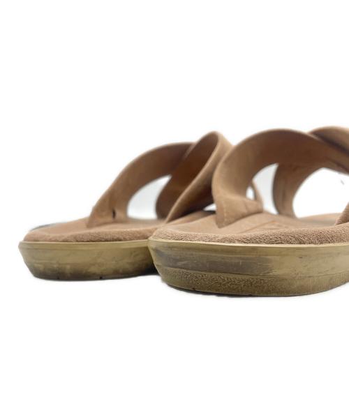 ISLAND SLIPPER（アイランドスリッパ）ISLAND SLIPPER (アイランドスリッパ) クロスストラップスウェードサンダル ブラウン サイズ:28cmの古着・服飾アイテム